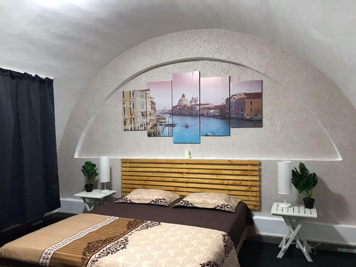Large Apartment City Centre Bucureşti Eksteriør bilde