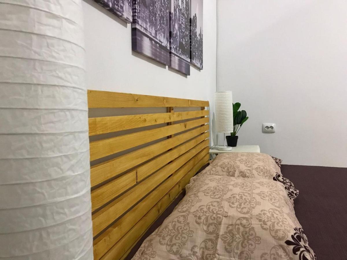Large Apartment City Centre Bucureşti Eksteriør bilde